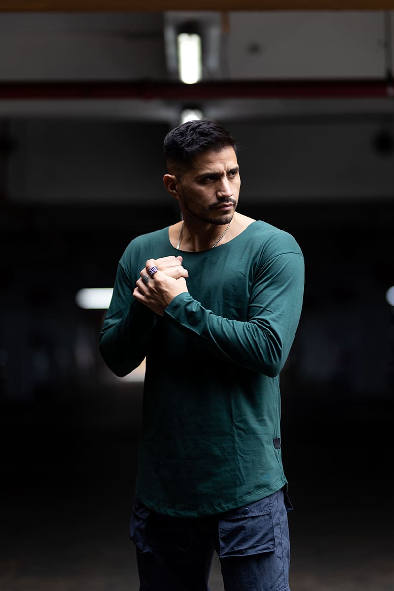Poleras Slim Fit Manga Larga