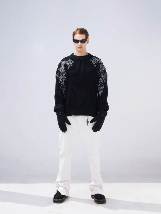 SHADOW EMBLEM SWEATER