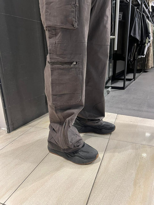 BULKY CARGO PANTS