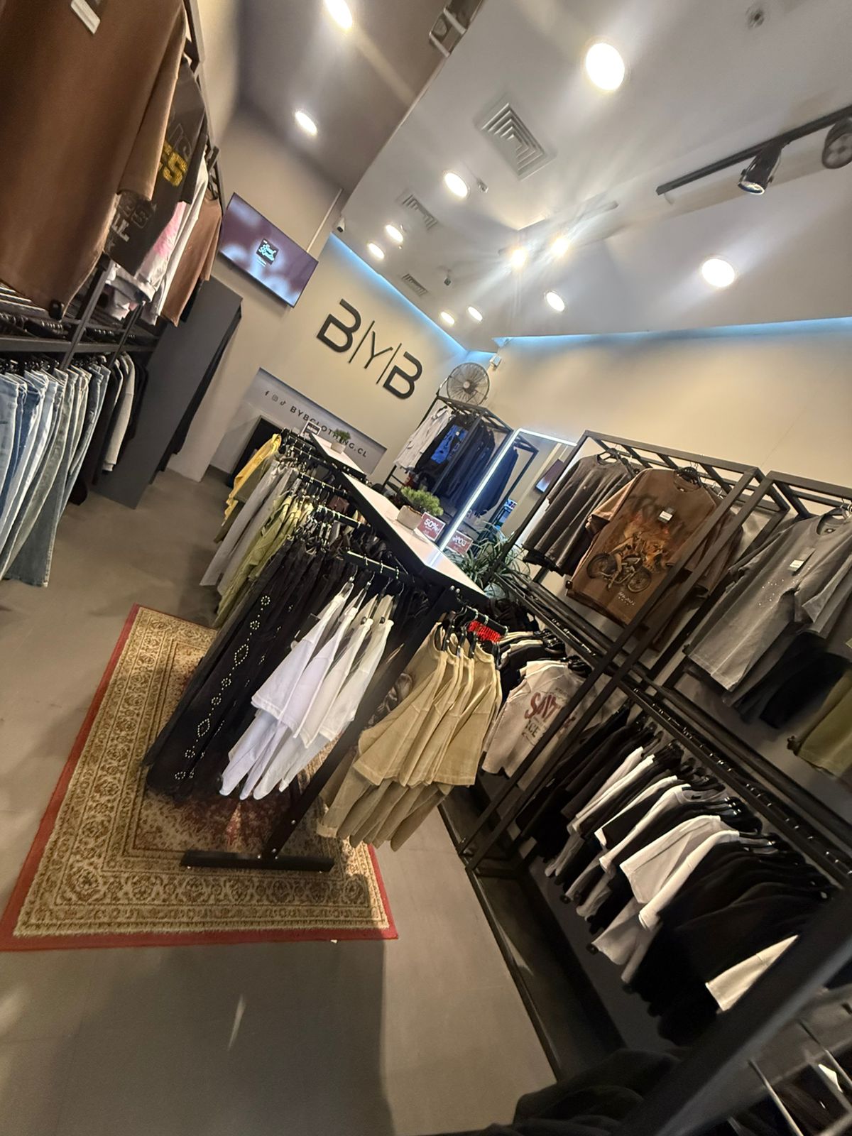 RIFA BYB –  🔥 UN AÑO COMPLETO VESTIDO POR BYB 🔥